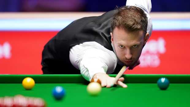 米乐M6公司：带着健身梦想，与吊环融为一体，打造理想身材！